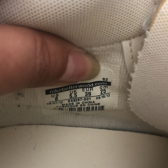 Nike sky high hidden wedge shoes size 8 - Picture 10 of 14